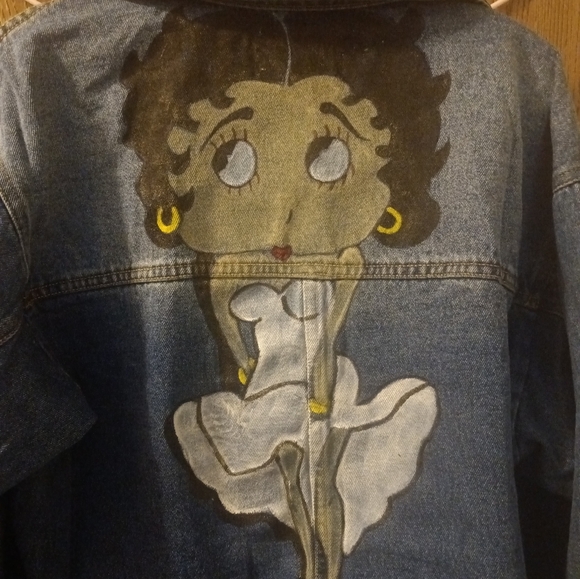 Betty Boop Jacket - Picture 3 of 5